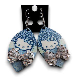 earring , boucle d'oreille hello kitty